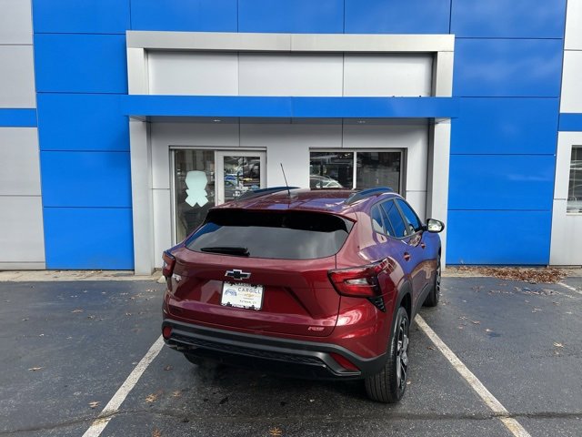 Used 2024 Chevrolet Trax RS image 6