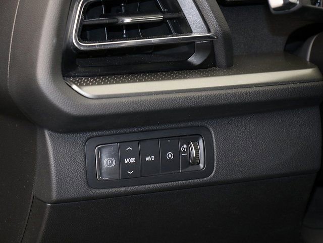 Certified 2024 Chevrolet Traverse LT image 29