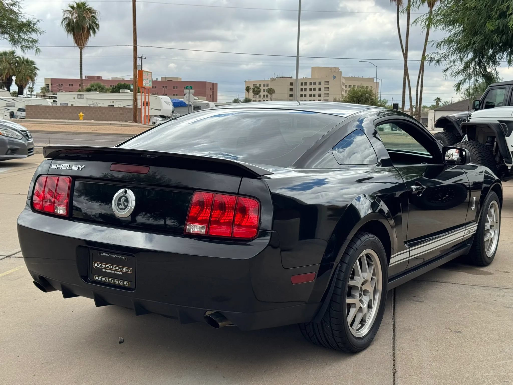 Used 2008 Ford Mustang Shelby GT500 RWD image 5