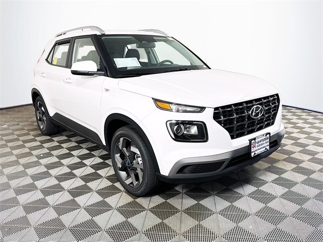 New 2025 Hyundai Venue SEL image 9