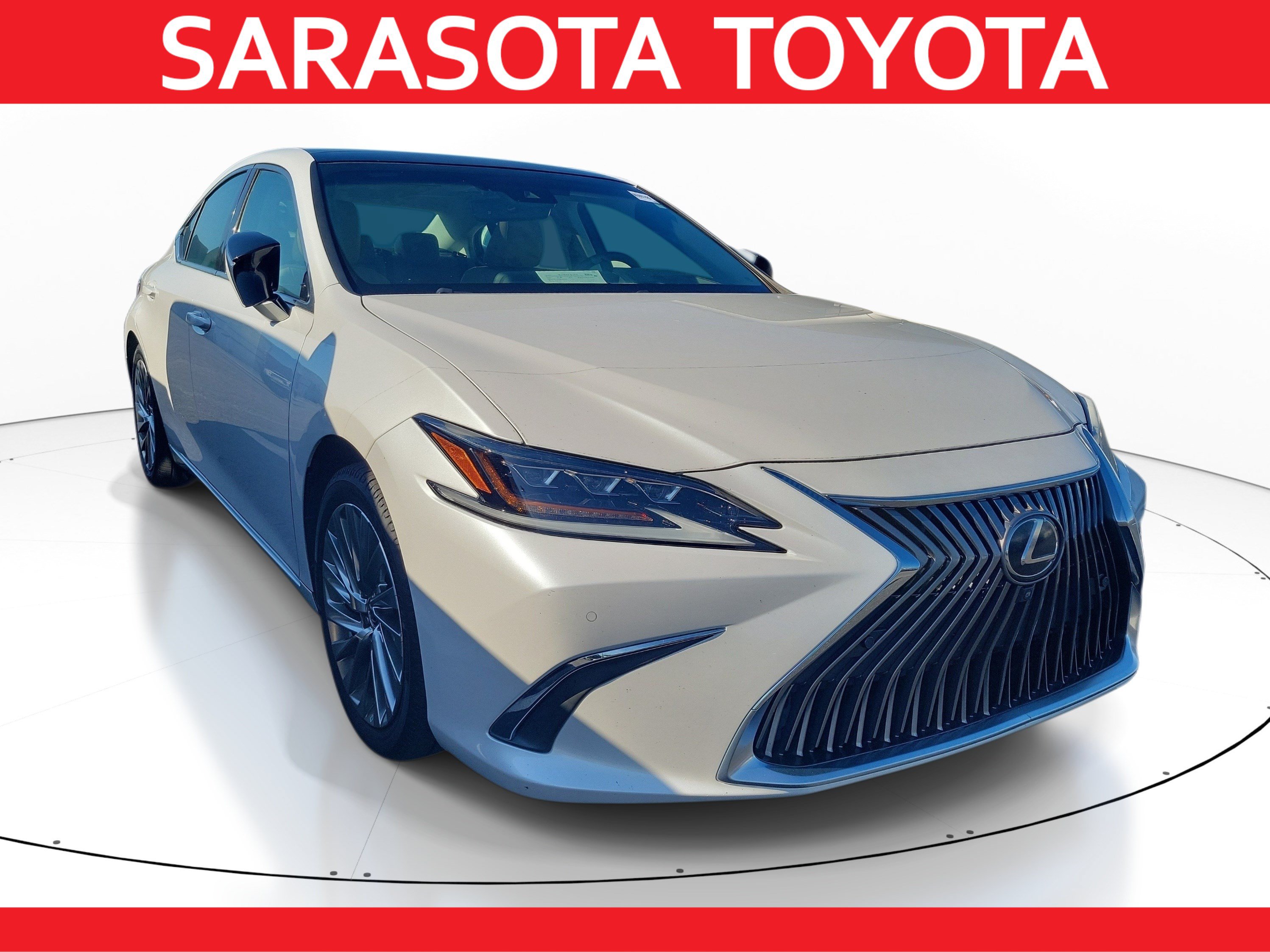 Used 2021 Lexus ES 350 Ultra Luxury w/ Accessory Package 2