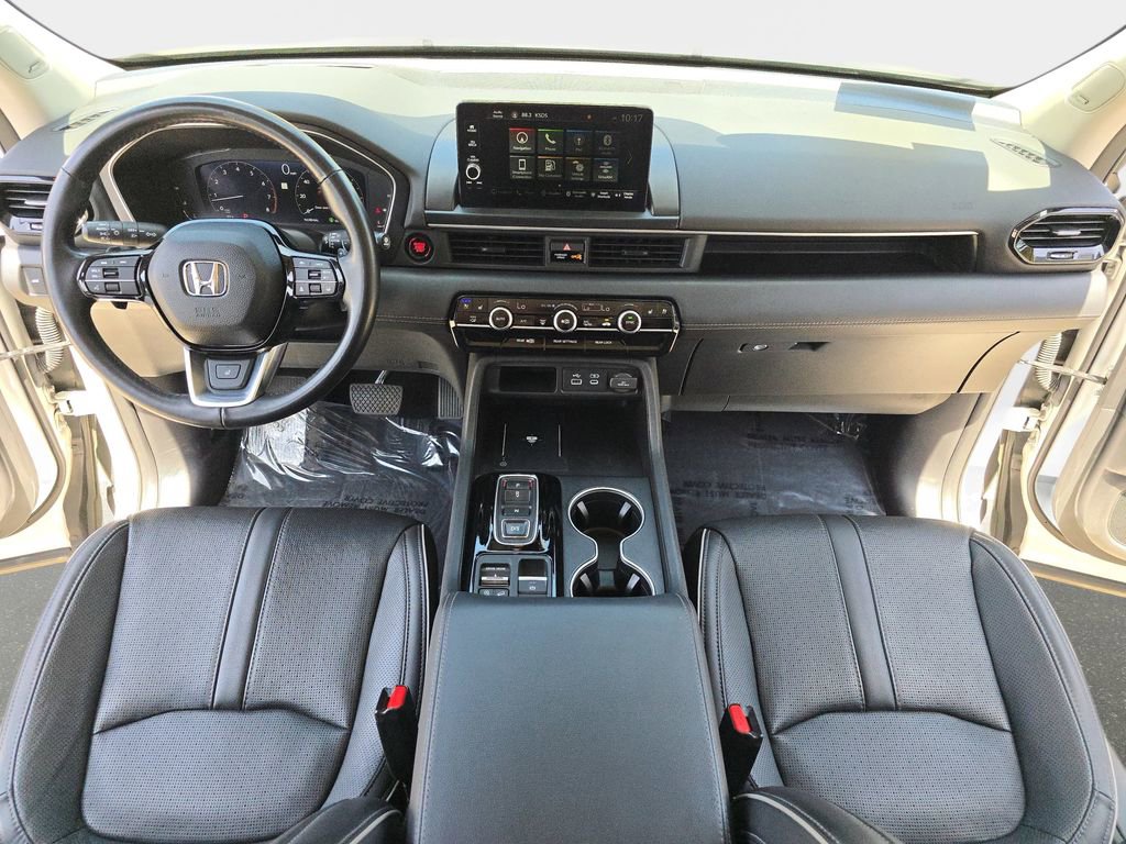 Used 2023 Honda Pilot Elite image 10