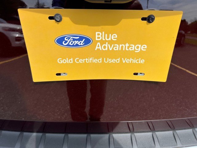Certified 2023 Ford Explorer Platinum w/ Technology Package AWD/4WD image 26