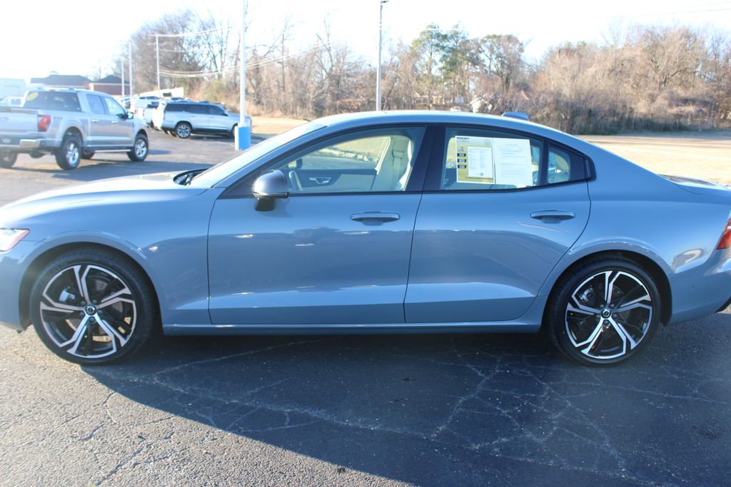 Used 2024 Volvo S60 B5 Plus image 6