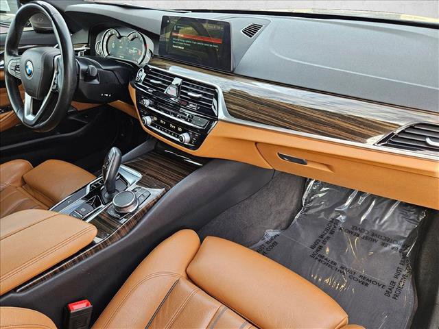 Used 2018 BMW 540i image 22