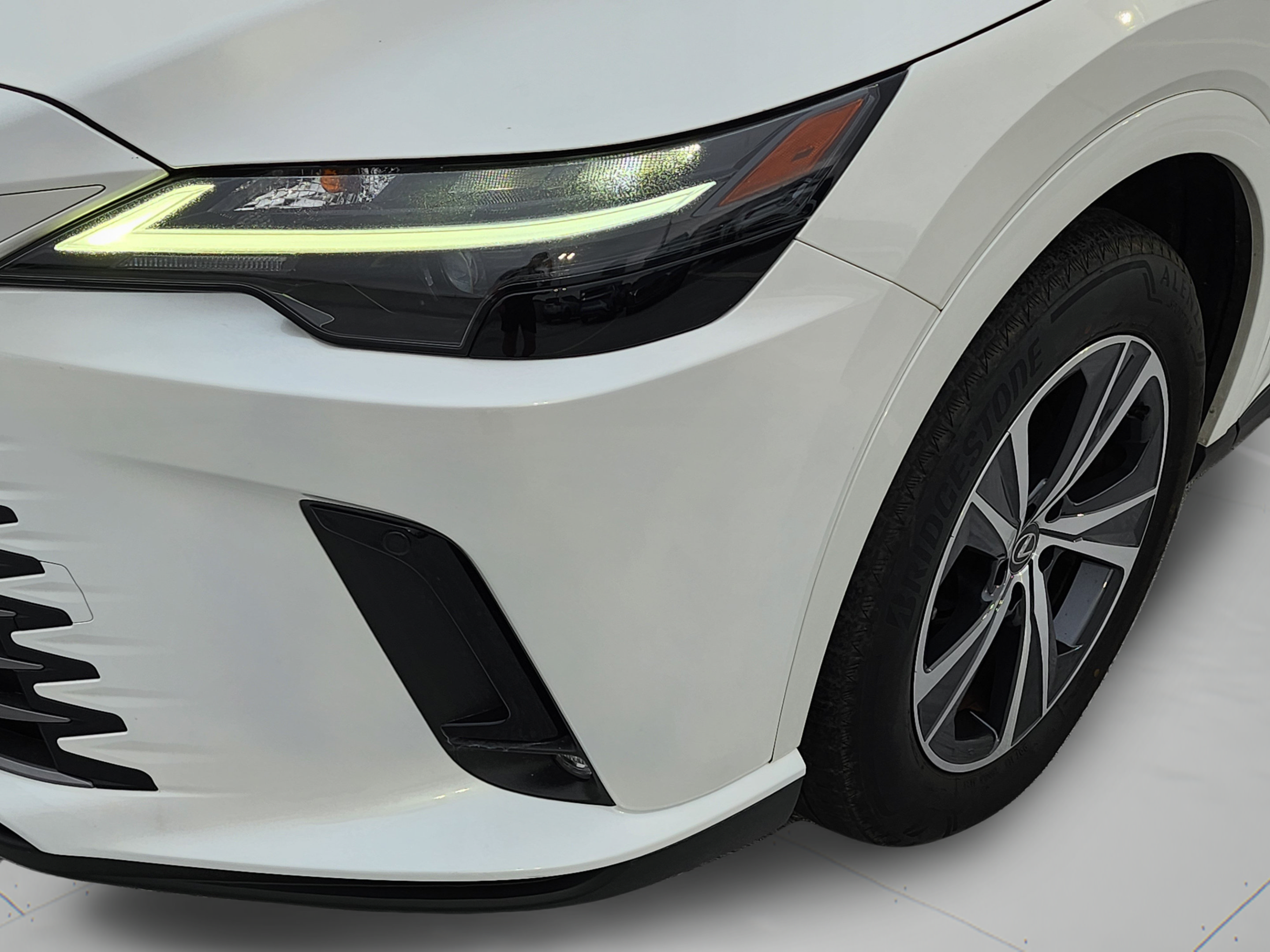 Certified 2025 Lexus RX 350 Premium FWD image 9