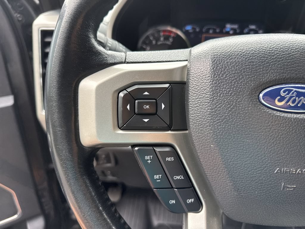 Used 2022 Ford F350 Lariat w/ Black Appearance Package AWD/4WD image 24
