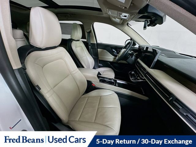 Certified 2025 Lincoln Corsair Reserve w/ Equipment Group 202A image 32