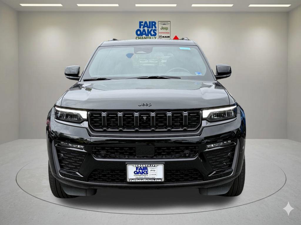 New 2026 Jeep Grand Cherokee Summit w/ Obsidian Package AWD/4WD image 2