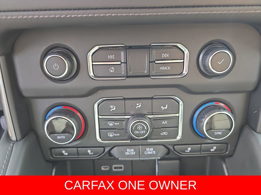 Used 2021 Chevrolet Suburban LT AWD/4WD image 21