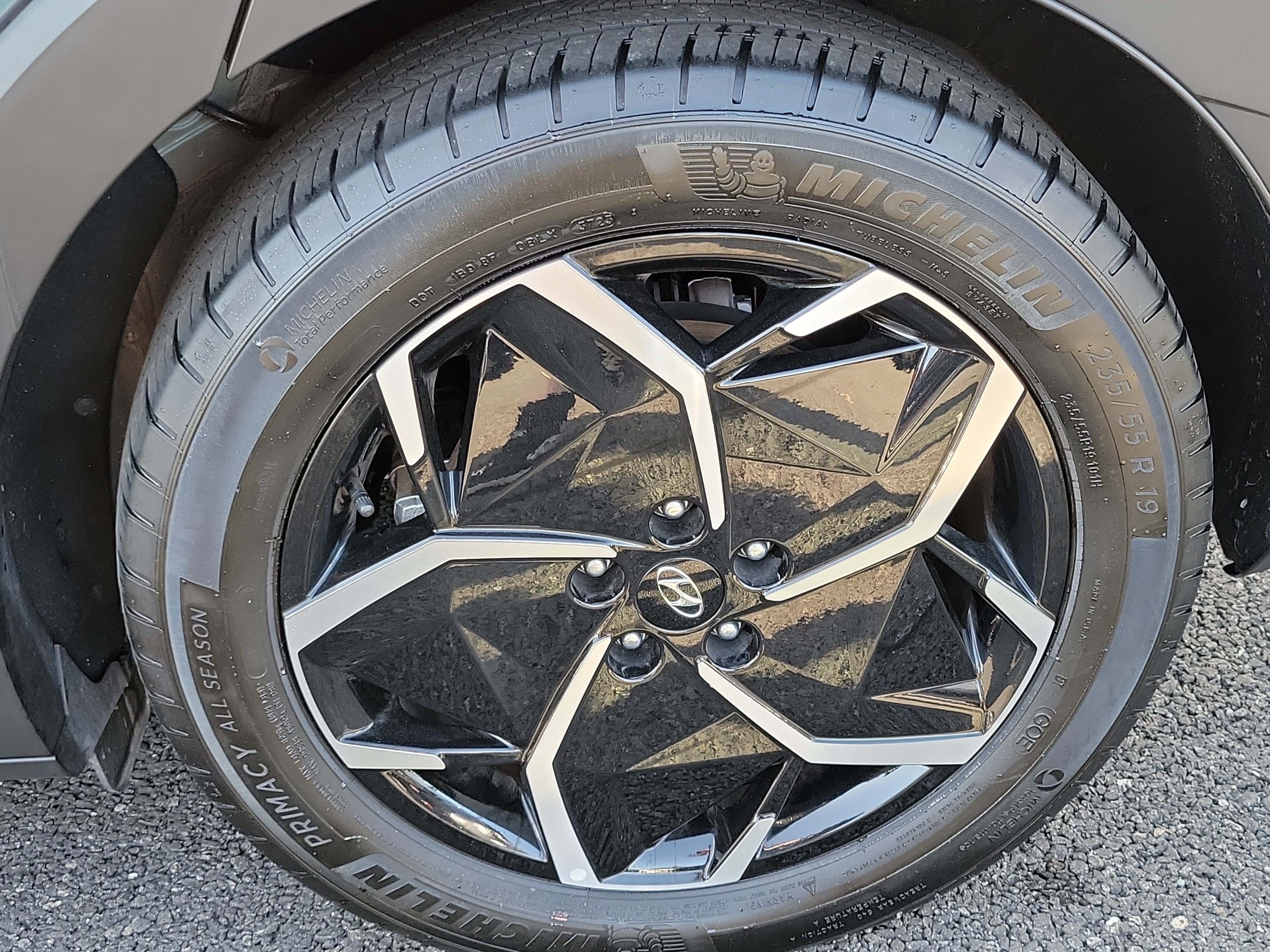 Used 2024 Hyundai Ioniq 5 SEL RWD image 4