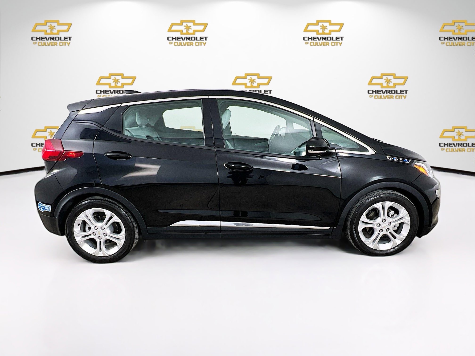 Used 2020 Chevrolet Bolt LT FWD image 8