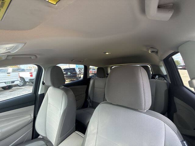 Used 2016 Ford Escape SE FWD image 19