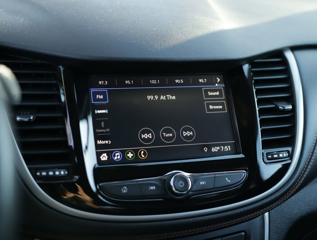 Used 2019 Chevrolet Trax LT w/ Driver Confidence Package image 12