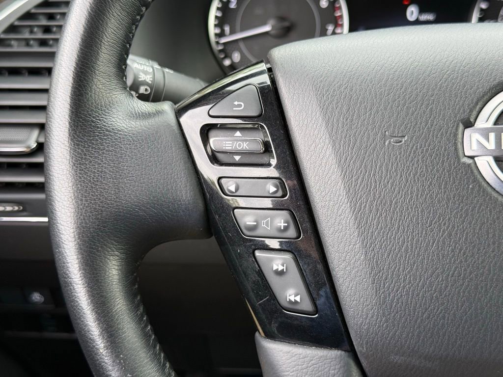 Used 2024 Nissan Armada SL w/ Captain's Chairs Package image 36