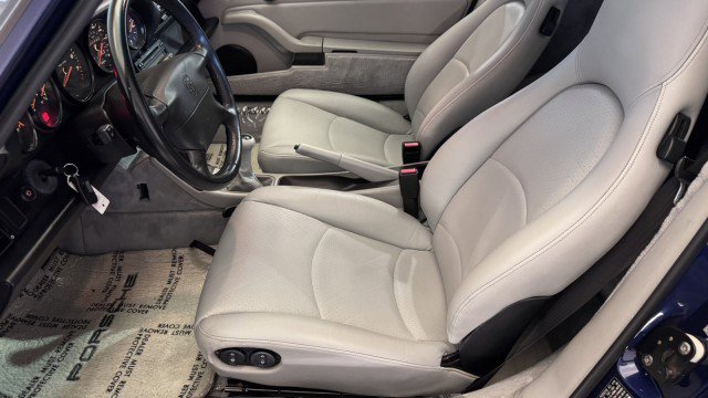 Used 1996 Porsche 911 Cabriolet image 12