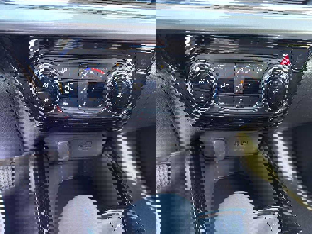 New 2026 Chevrolet Trax LT w/ Driver Confidence Package image 16