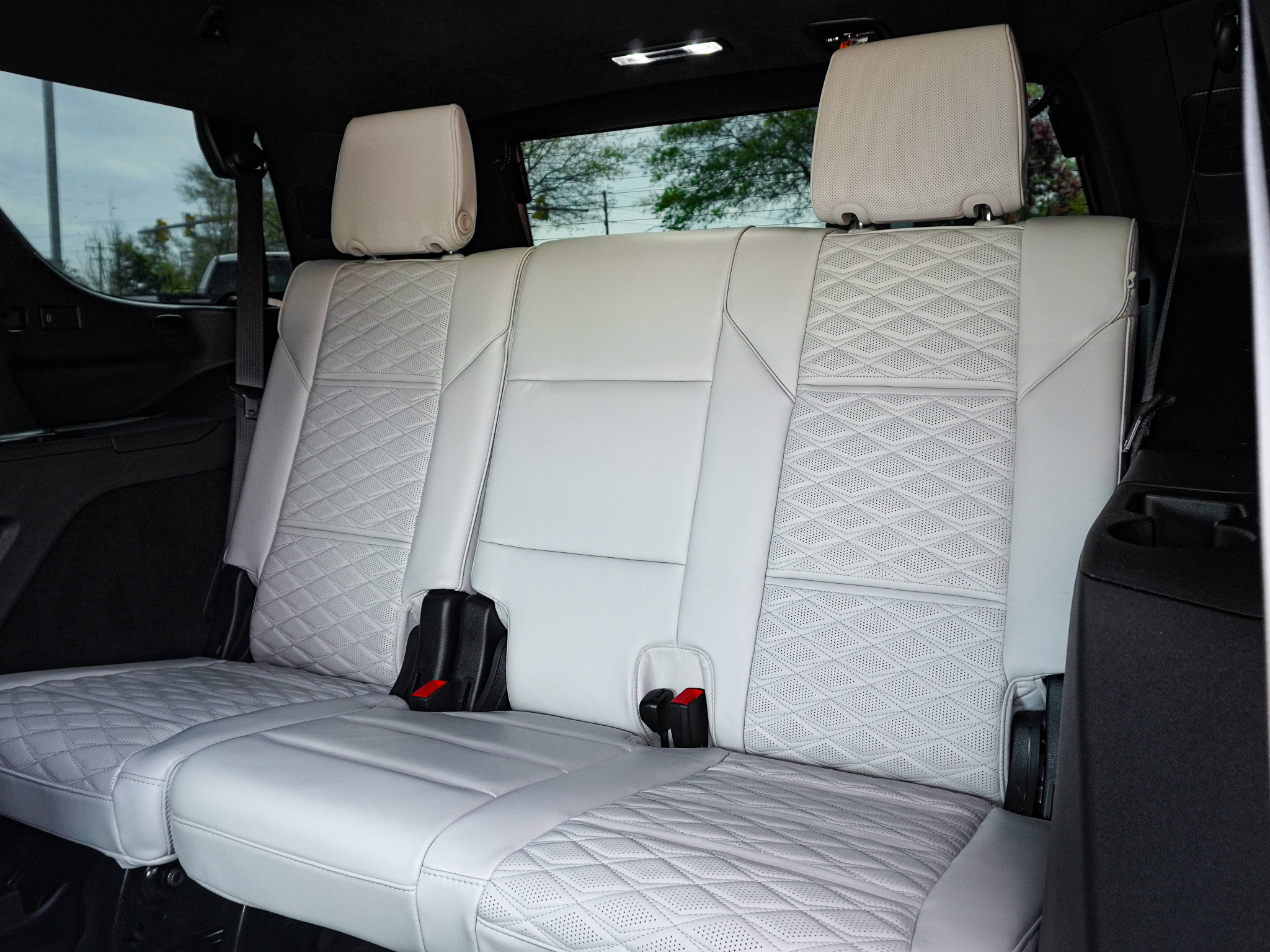 Used 2026 Cadillac Escalade V w/ LPO, ONYX Package AWD/4WD image 34