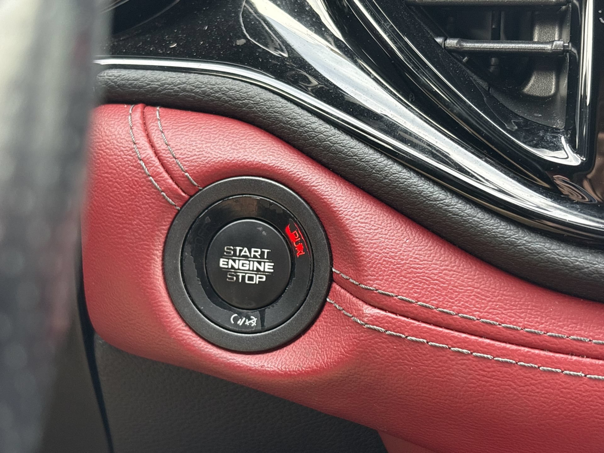 Used 2022 Dodge Durango R/T RWD image 21