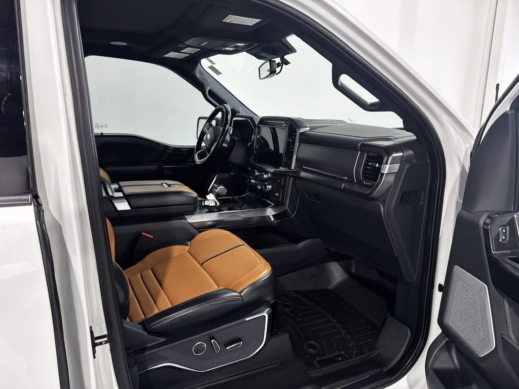 Used 2021 Ford F150 Platinum w/ FX4 Off-Road Package AWD/4WD image 24