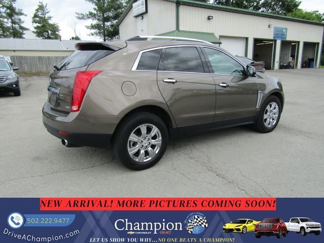 Used 2016 Cadillac SRX Luxury w/ Driver Awareness Package AWD/4WD image 4