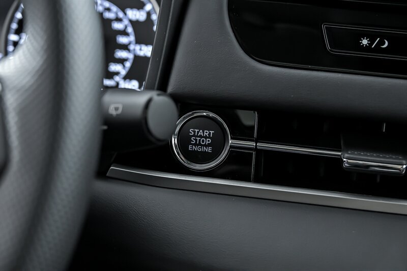 New 2025 Mitsubishi Outlander AWD image 20
