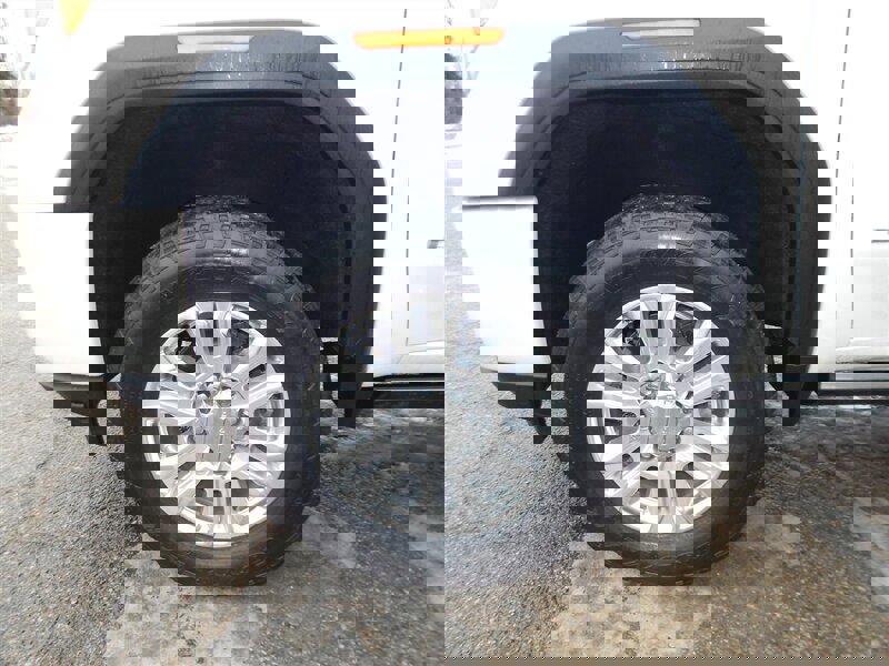 Used 2021 GMC Sierra 3500 Denali w/ Denali Ultimate Package image 19