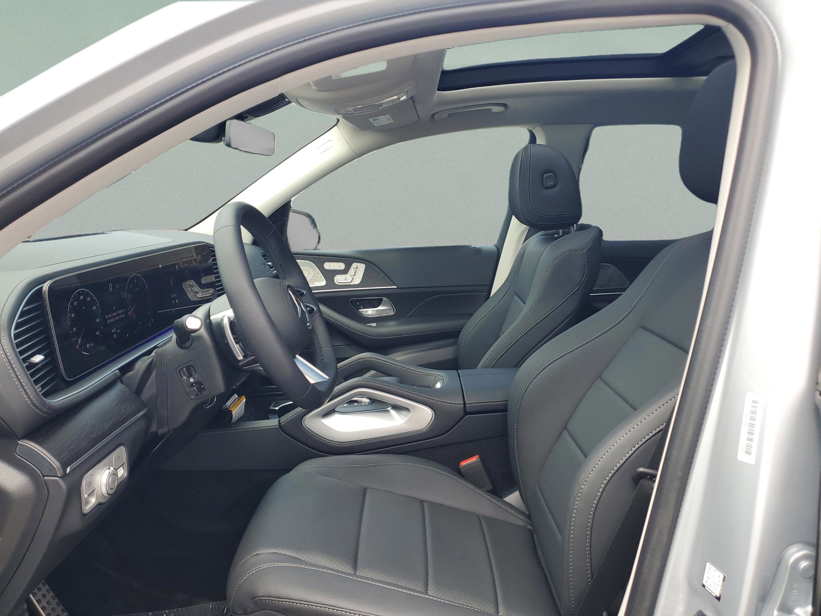 Used 2026 Mercedes-Benz GLS 450 4MATIC image 17