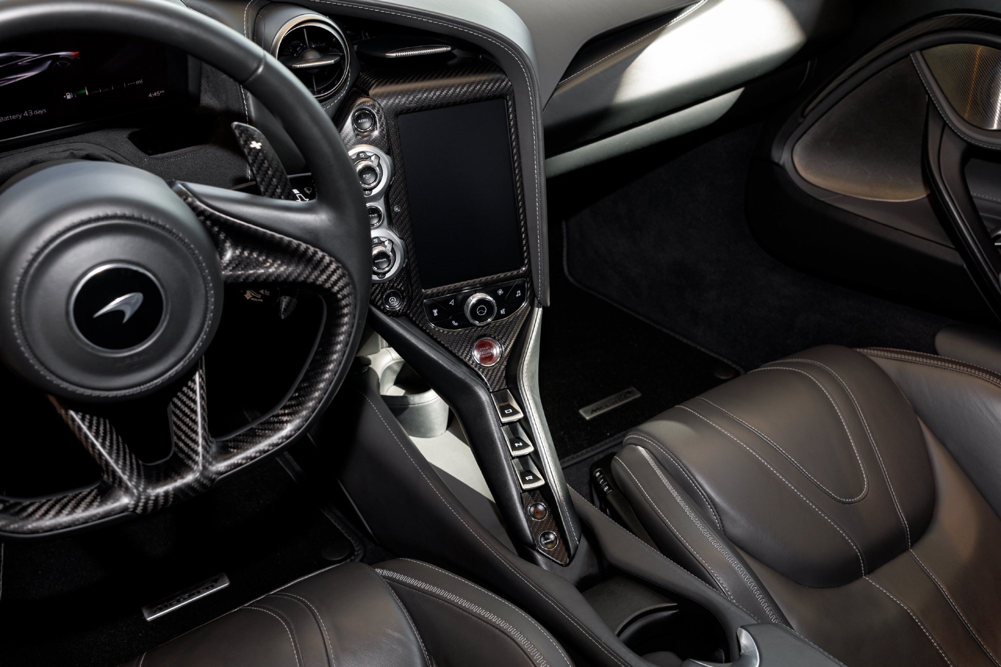 Used 2019 McLaren 720S Luxury RWD image 37