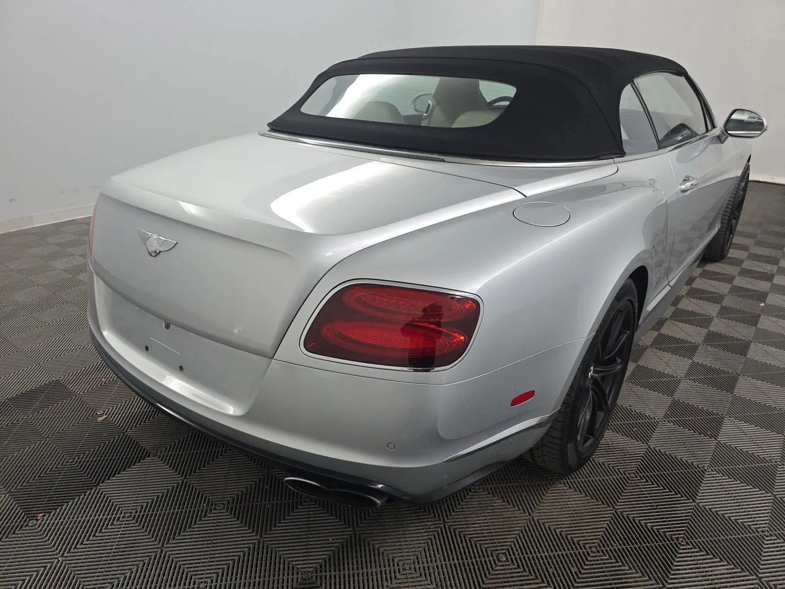 Used 2014 Bentley Continental GT V8 S AWD/4WD image 4