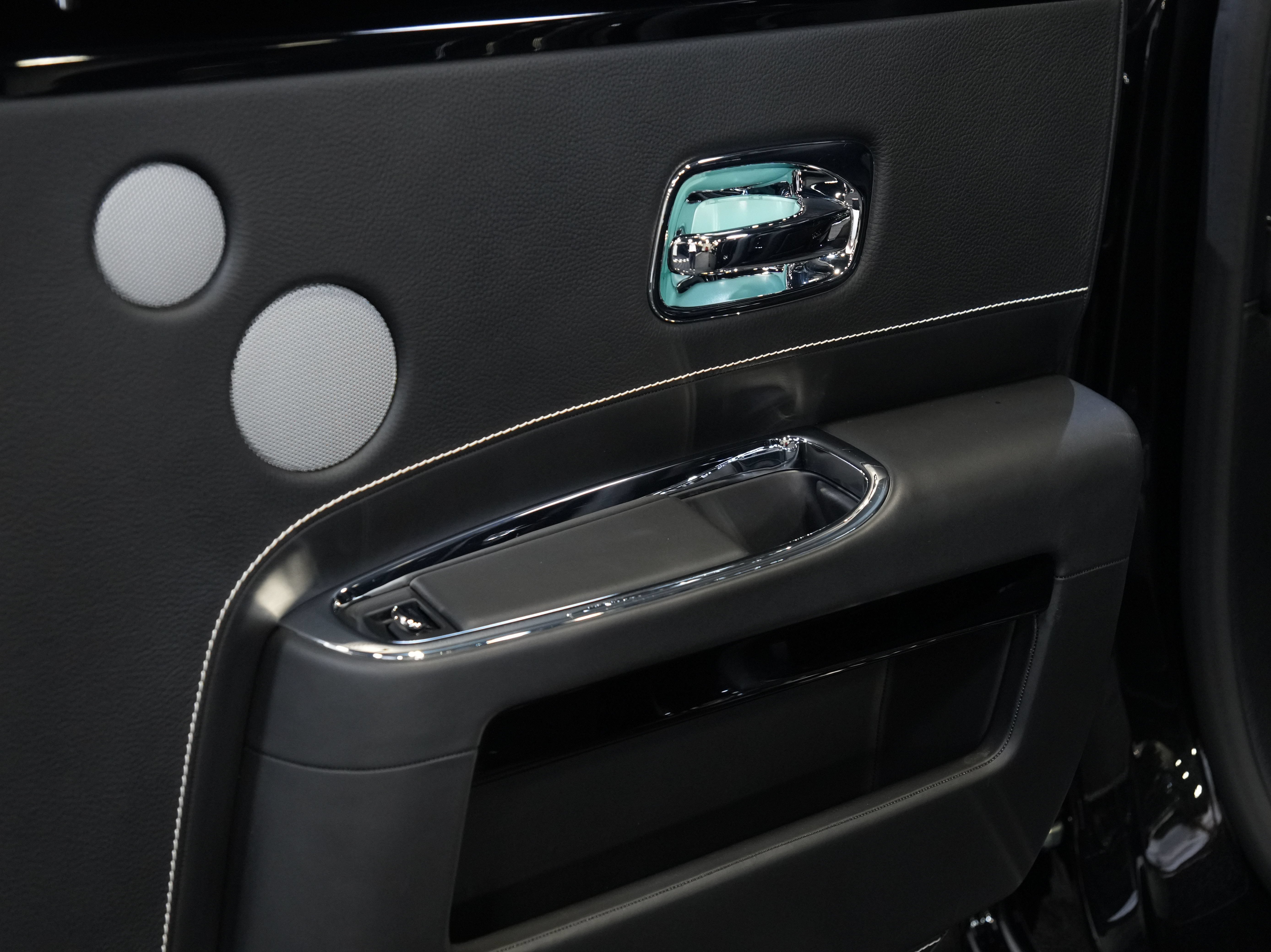 Used 2020 Rolls-Royce Ghost RWD image 25