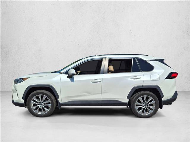 Certified 2021 Toyota RAV4 XLE Premium AWD/4WD image 8