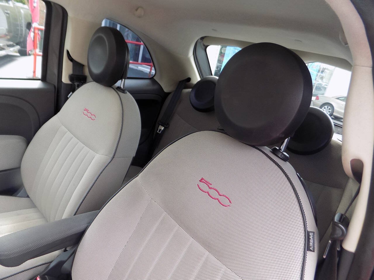 Used 2012 FIAT 500 Lounge FWD image 12