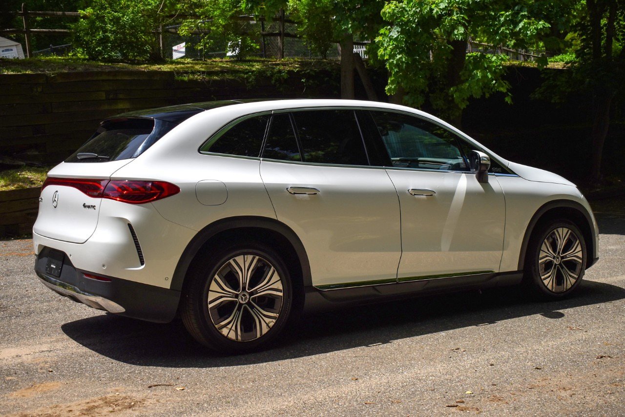 Used 2023 Mercedes-Benz EQE 350+ 4MATIC SUV image 7