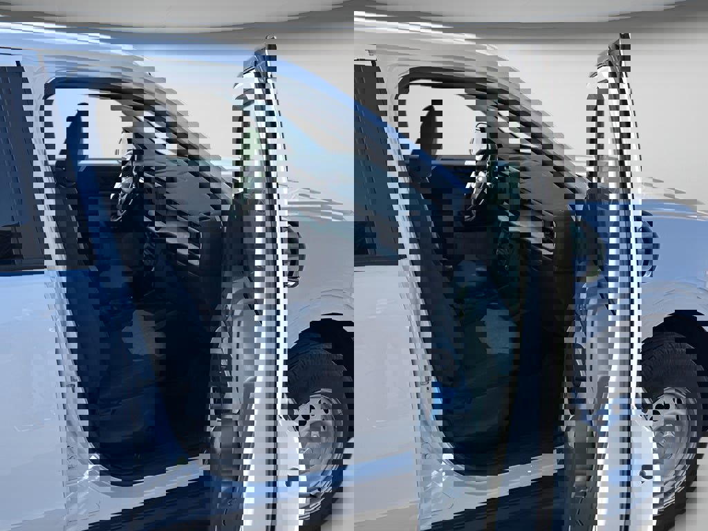 Used 2025 Ford Maverick XLT w/ Equipment Group 302A image 19