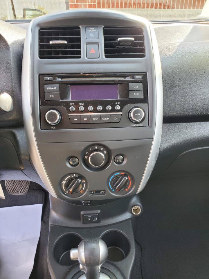 Used 2018 Nissan Versa SV FWD image 10