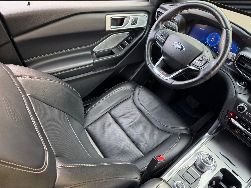 Used 2020 Ford Explorer ST w/ ST Street Pack image 14