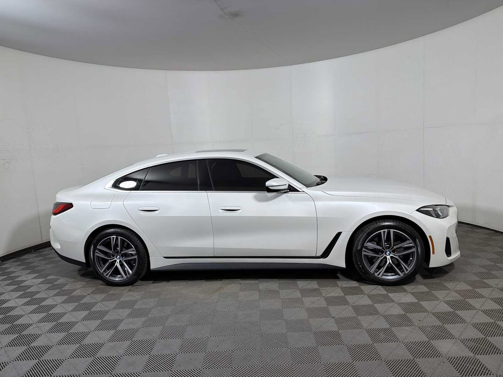 Used 2025 BMW 430i xDrive AWD/4WD image 7