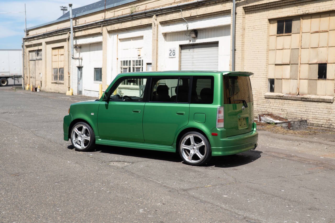 Used 2006 Scion xB FWD image 10