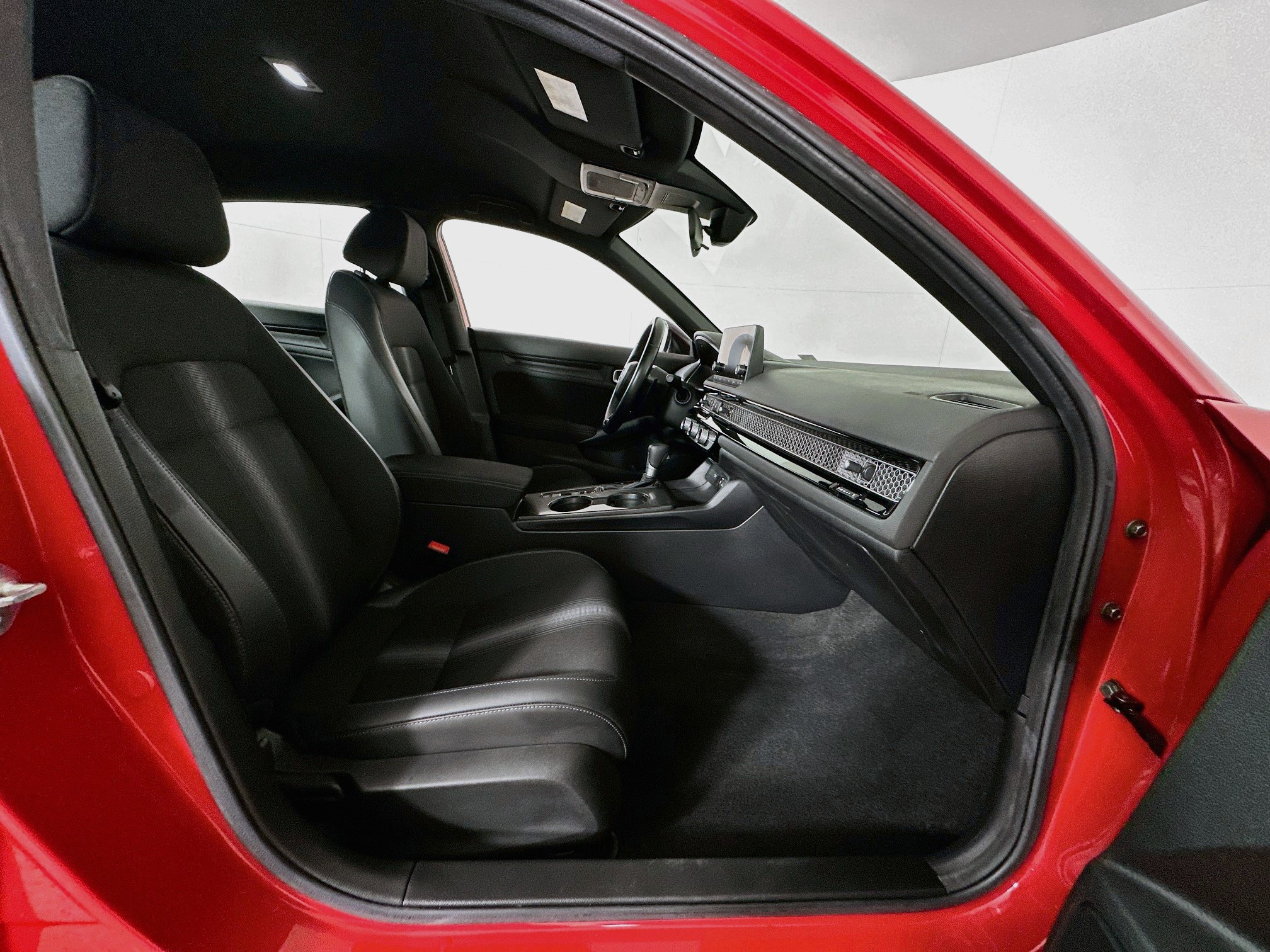 Used 2024 Honda Civic Sport image 29