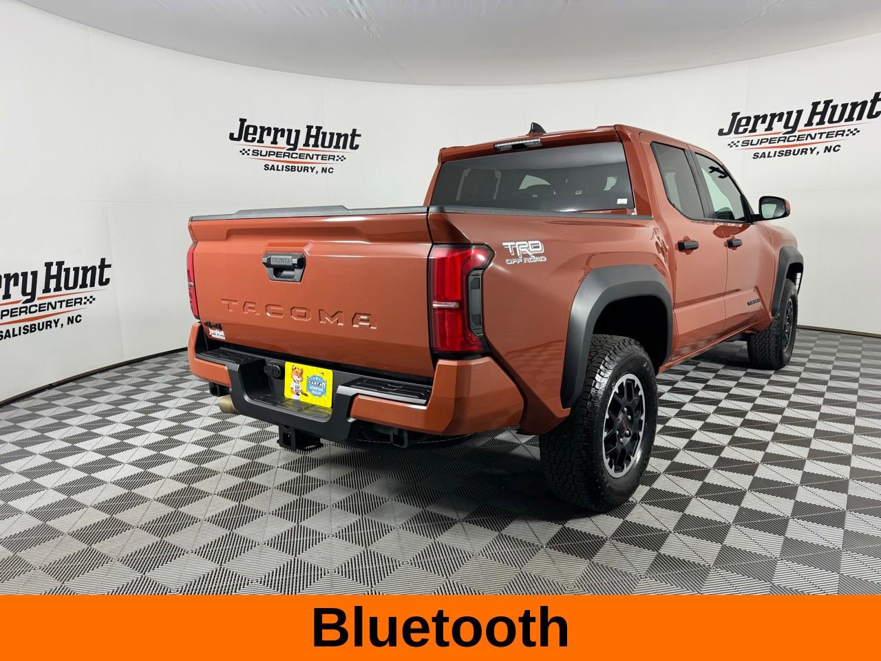 Used 2025 Toyota Tacoma TRD Off-Road image 7