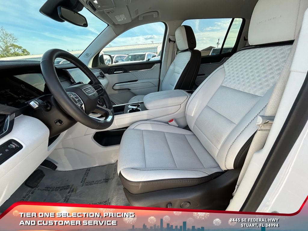Used 2024 GMC Acadia Denali image 9