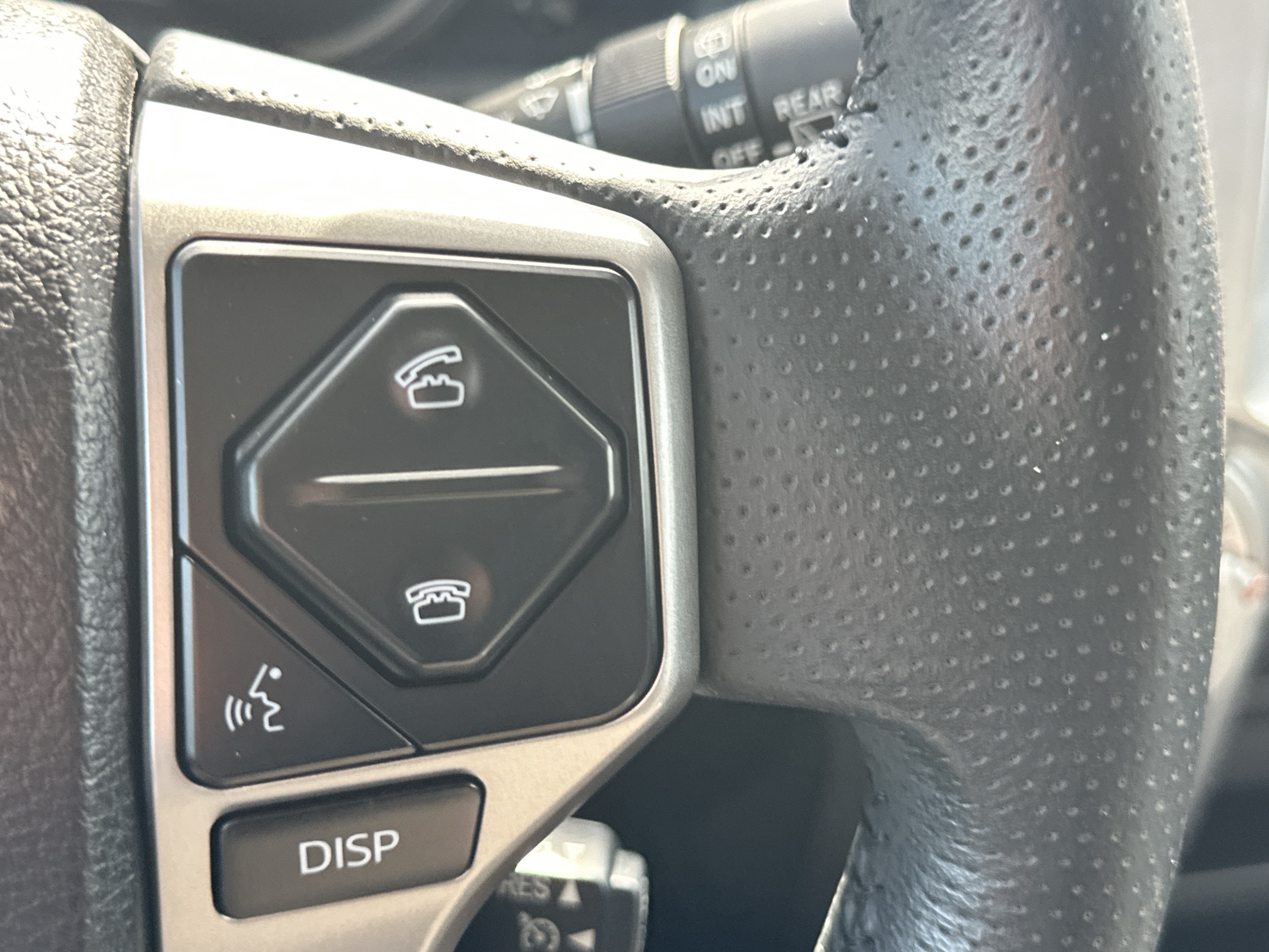 Used 2017 Toyota 4Runner SR5 Premium RWD image 26