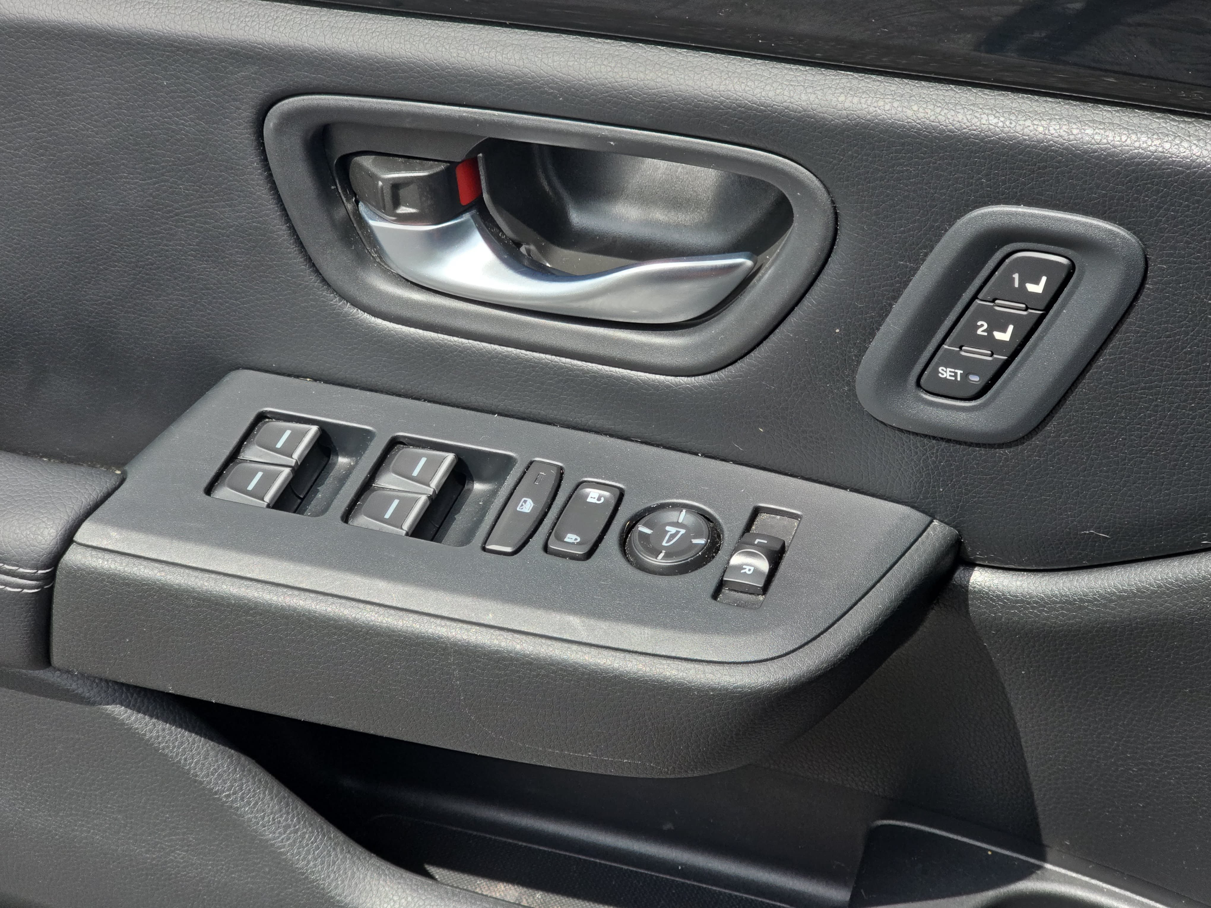 Used 2024 Honda Pilot EX-L image 29