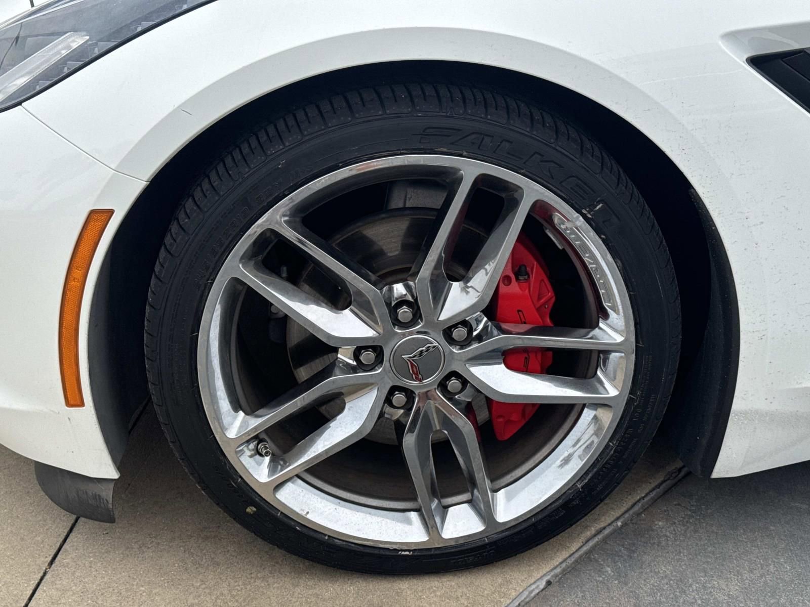 Used 2019 Chevrolet Corvette Stingray Convertible w/ Battery Protection Package RWD image 4