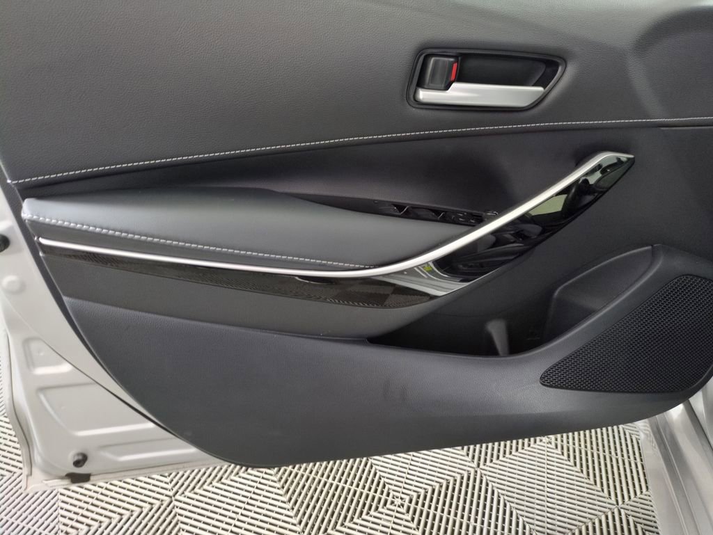 Used 2023 Toyota Corolla XSE FWD image 13
