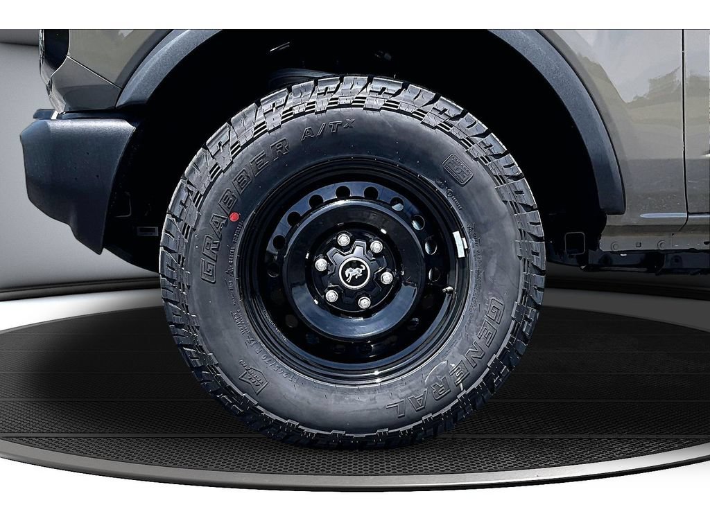 New 2026 Ford Bronco Big Bend w/ Black Appearance Package AWD/4WD image 15