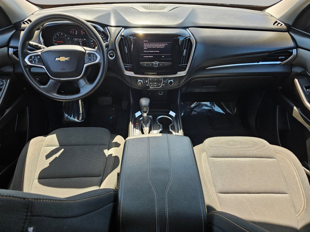 Used 2021 Chevrolet Traverse LS AWD/4WD image 2