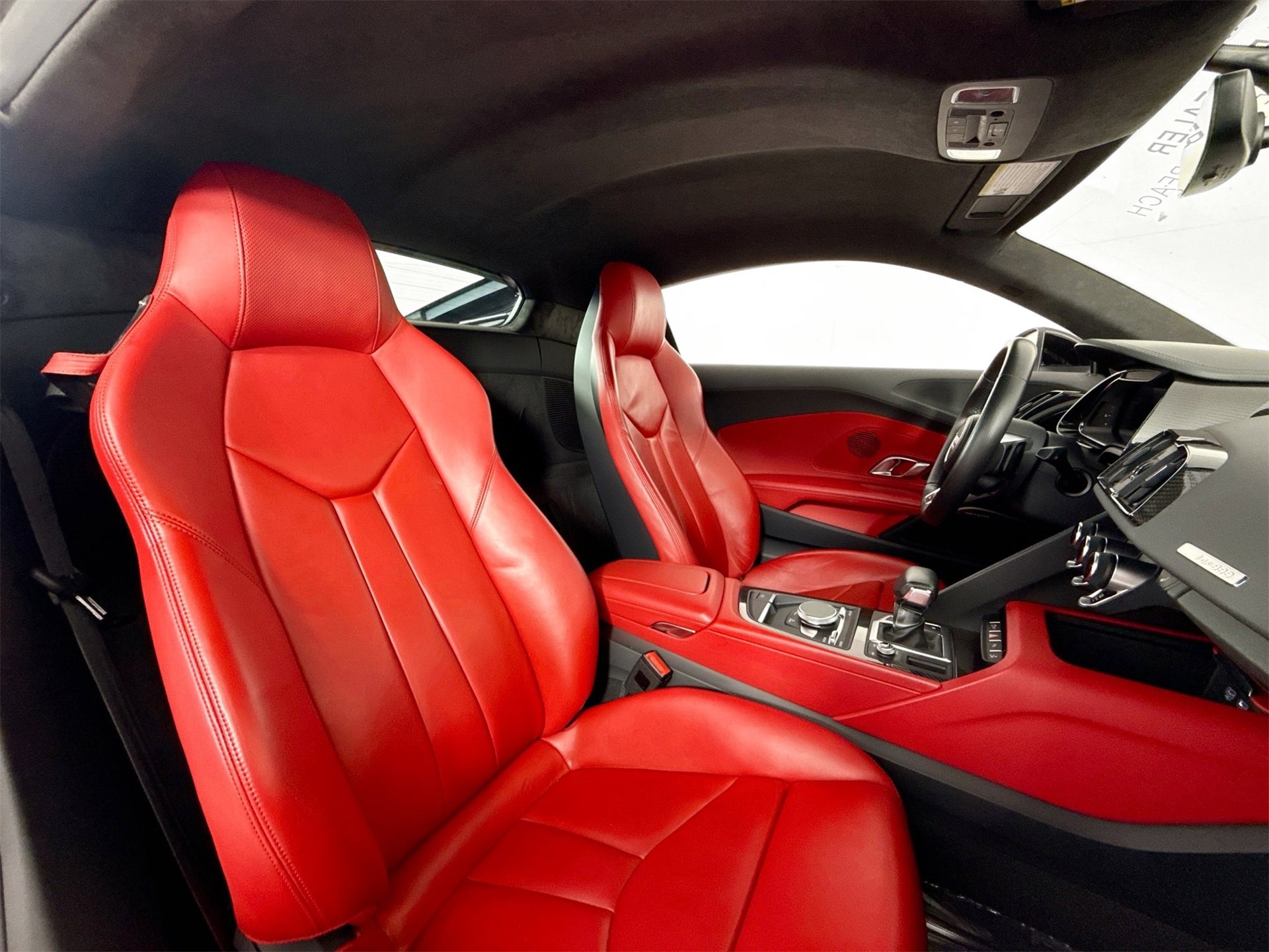 Used 2018 Audi R8 V10 w/ Premium Package image 21