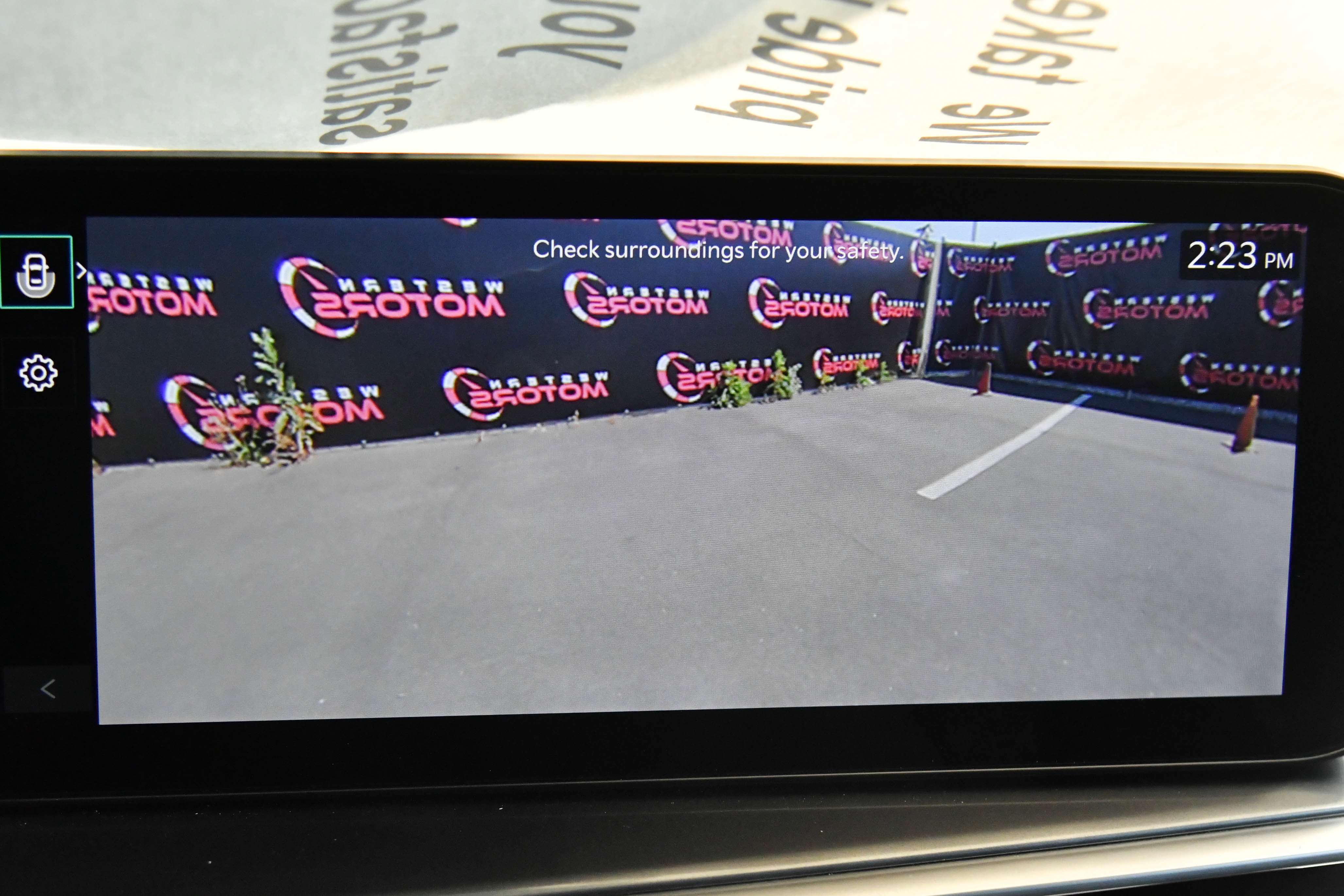 Used 2024 Kia Sorento S image 21